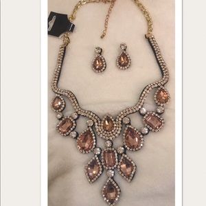 Light topaz/Clear Teardrop Crystal Necklace Set